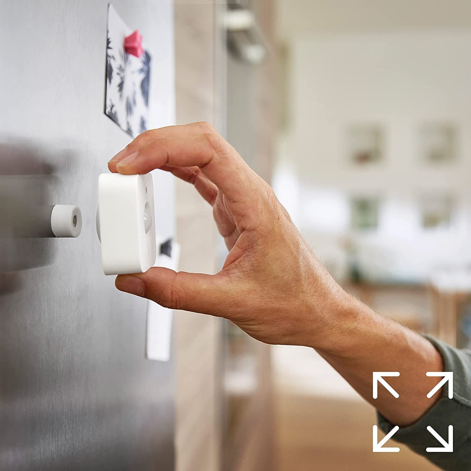 Philips Hue Motion Sensor, Smart Light, Alexa Compatible, Wireless, LED, Lighting, Dimming, Toning, Timer, Remote Control with Smartphone, Google Home Siri