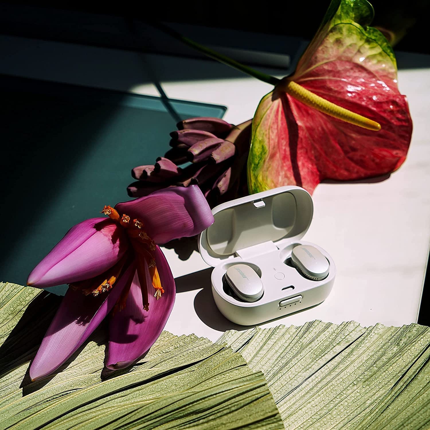 Bose QuietComfort Noise Cancelling Earbuds – True Wireless Earphones with Voice Control